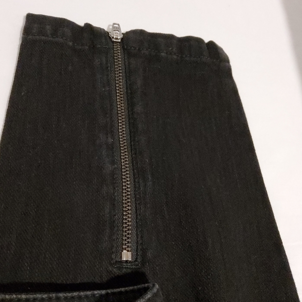 J. McLaughlin High Waisted Jeans - Picture 5 of 9
